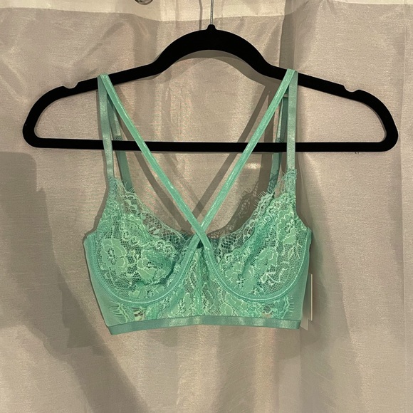 Revamped/Urban Planet lace bandeau/crop top - Picture 1 of 7